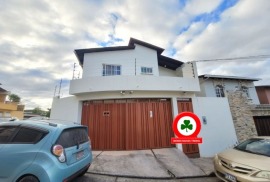 Venta de Casa 4 Dormitorios, 3 Baños Completos Tegucigalpa